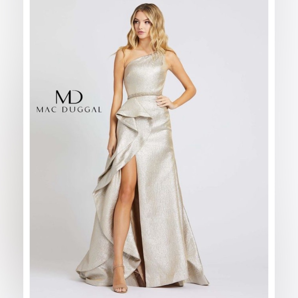 Mac Duggal 66975M One Shoulder Metallic Dress size 12 NEW $598